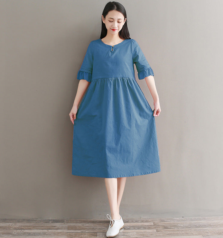 A New Short Sleeve Loose Size Women"s Cotton Hemp Dress With Hair Style In Spring And Summer Of