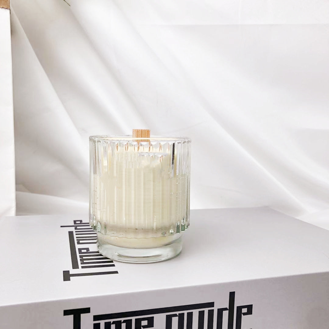 Artisan Soy & Crackling Wood Wick Candle | The Clean-Burning Essential